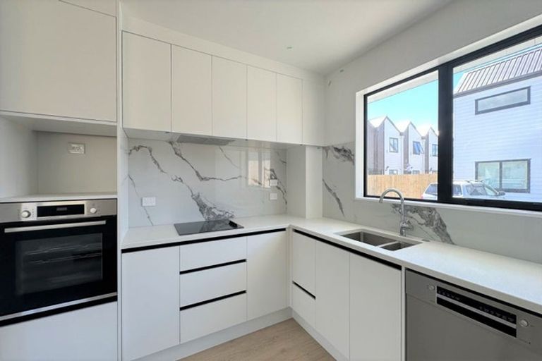 Photo of property in 133 Lancaster Road, Beach Haven, Auckland, 0626