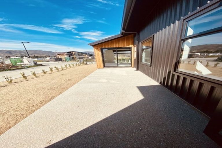 Photo of property in 39 Bragato Way, Cromwell, 9310