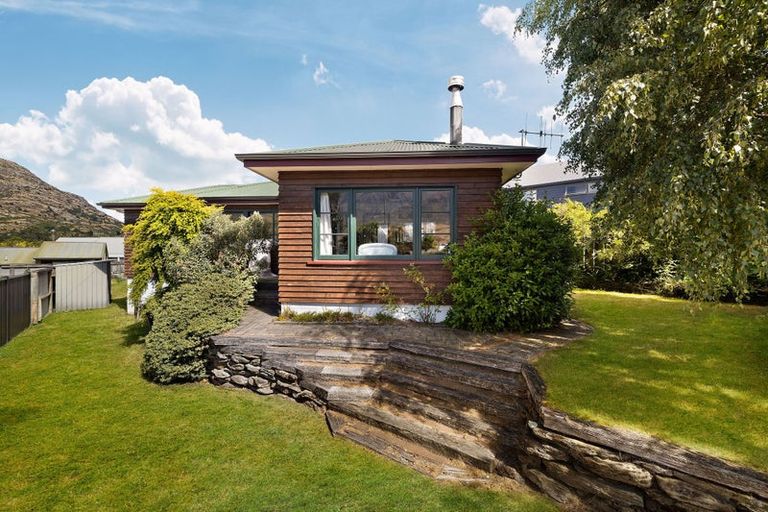 Photo of property in 8 Riverside Road, Frankton, Queenstown, 9300