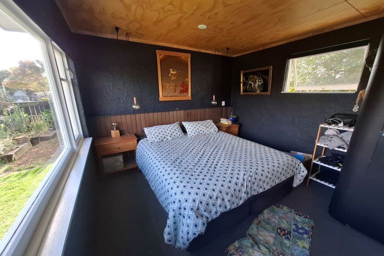 Photo of property in 69 Tarahua Road, Welbourn, New Plymouth, 4310