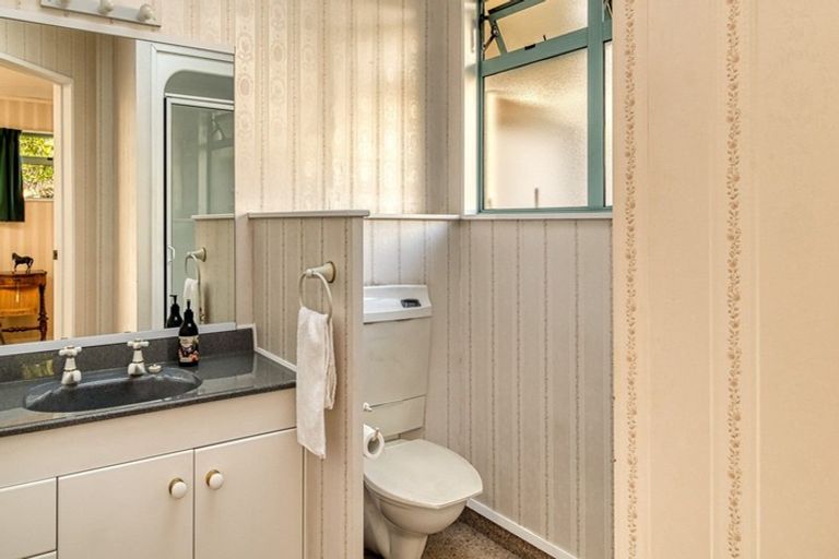 Photo of property in 3/42 Campbell Street, Havelock North, 4130