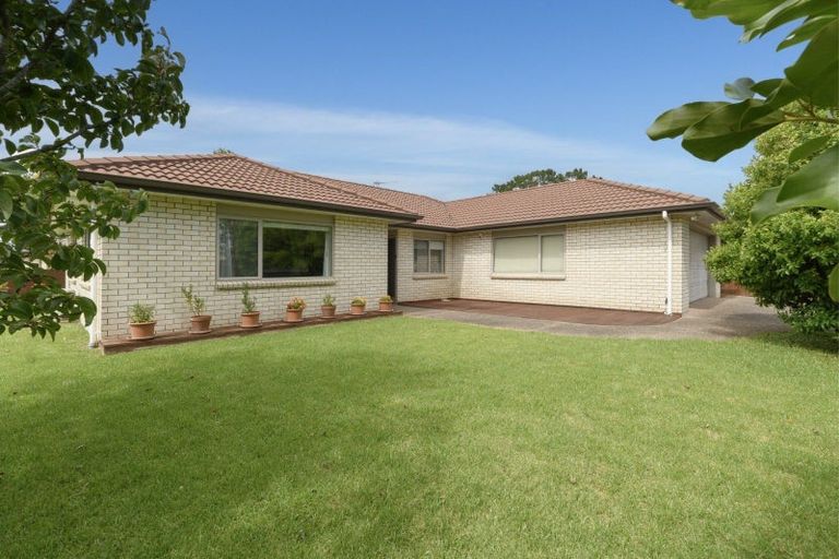 Photo of property in 15 Teal Place, Pyes Pa, Tauranga, 3112