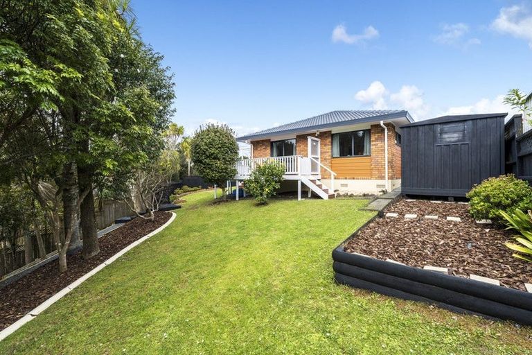 Photo of property in 14 Rhinevale Close, Henderson, Auckland, 0612