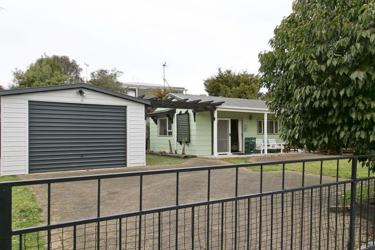 Photo of property in 1/6 Kereru Street, Two Mile Bay, Taupo, 3330