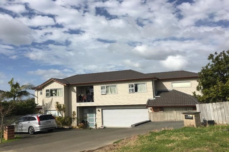 Photo of property in 77 Fairview Avenue, Fairview Heights, Auckland, 0632