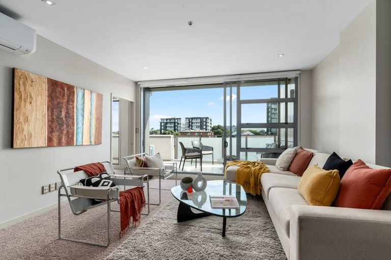 Photo of property in Maison Apartments, 307/16 Huron Street, Takapuna, Auckland, 0622