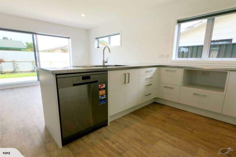 Photo of property in 20a Hinton Road, Taradale, Napier, 4112