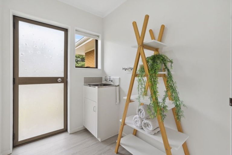 Photo of property in 1/33 Gills Avenue, Papakura, 2110