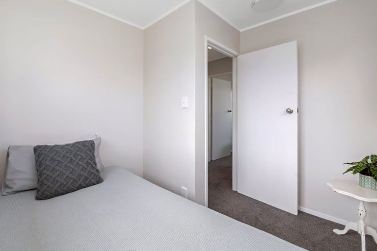 Photo of property in 35 Tennyson Drive, Owhata, Rotorua, 3010