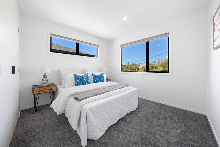 Photo of property in 2a Marina Road, Torbay, Auckland, 0630