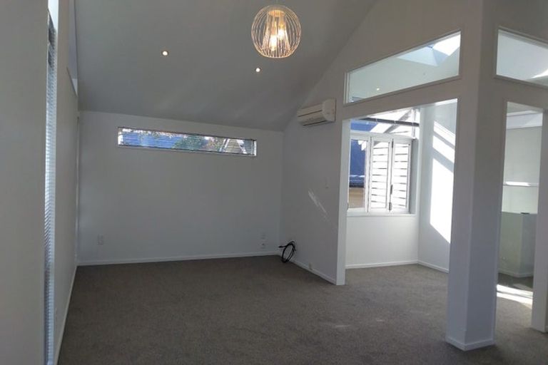 Photo of property in 66b Springfield Road, St Albans, Christchurch, 8014