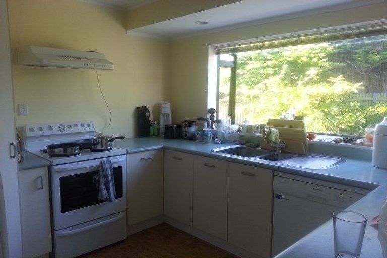 Photo of property in 43 Doncaster Terrace, Ascot Park, Porirua, 5024