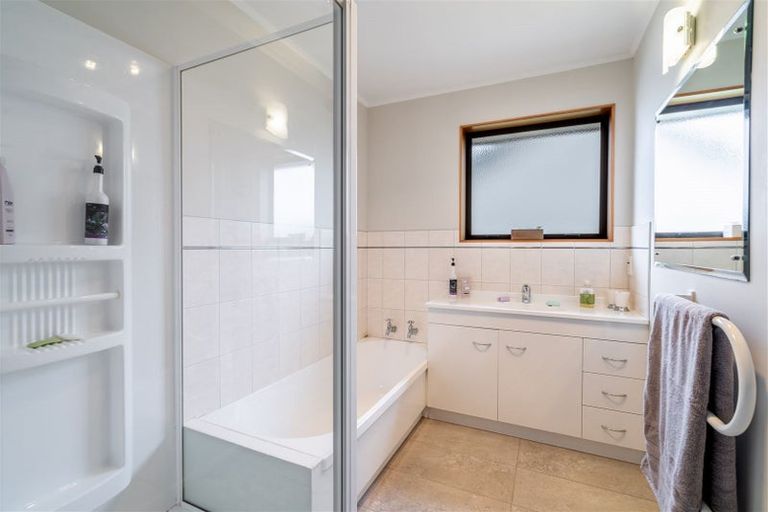 Photo of property in 76 Windsor Street, Windsor, Invercargill, 9810