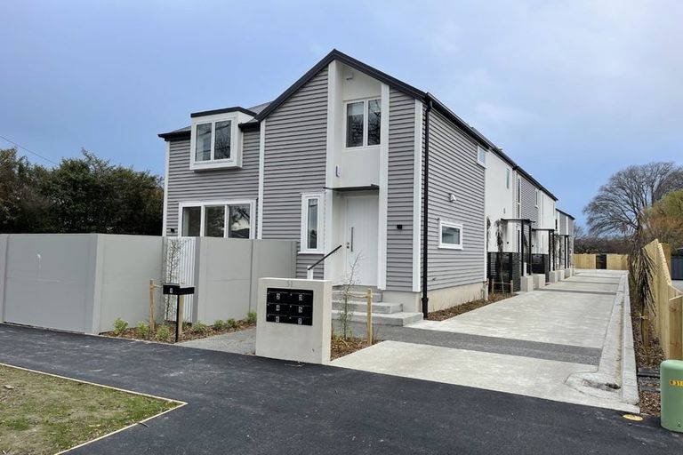 Photo of property in 2/32 Ryan Street, Phillipstown, Christchurch, 8011