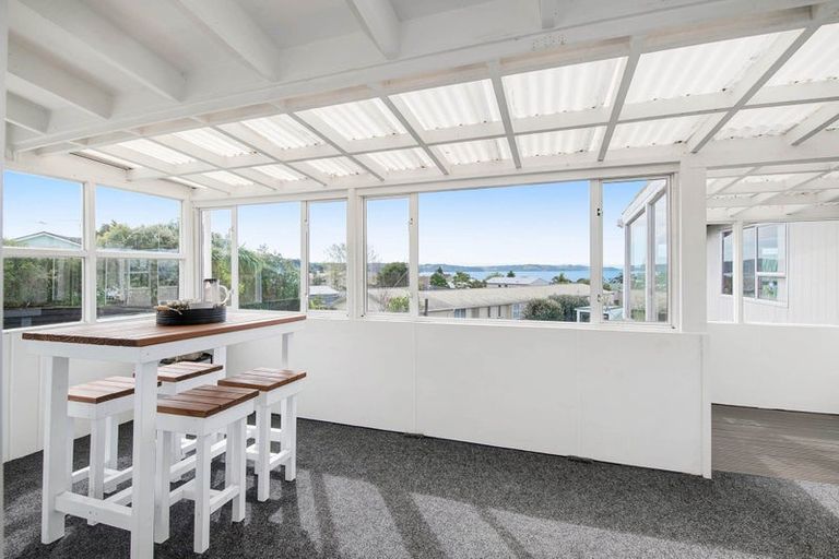 Photo of property in 26 Kawau View Road, Snells Beach, 0920
