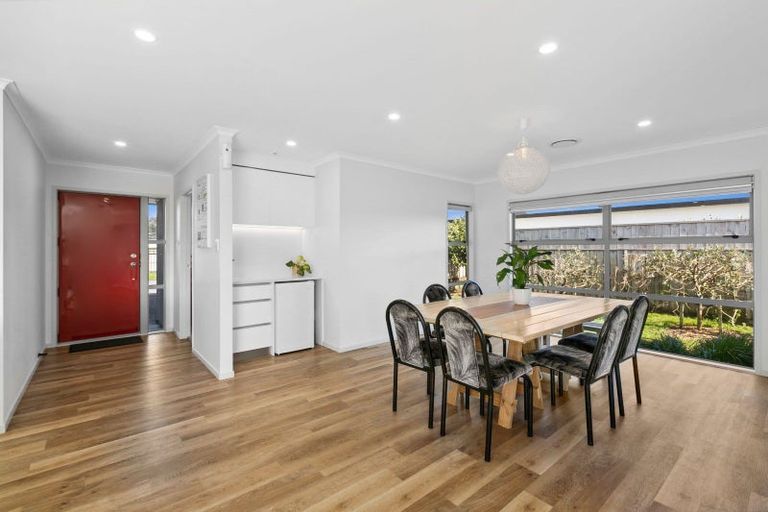 Photo of property in 6 Northpoint Way, Bell Block, New Plymouth, 4312