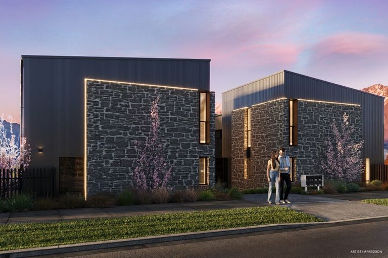 Photo of property in 26 Hallenstein Street, Queenstown, 9300