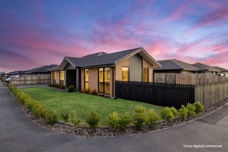 Photo of property in 28 Stud Road, Yaldhurst, Christchurch, 8042