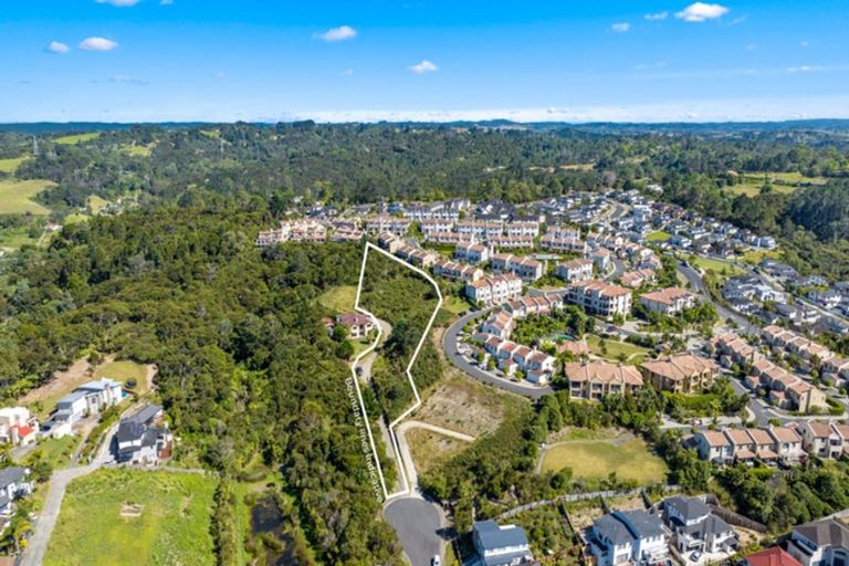 Photo of property in 27 Living Stream Road, Albany Heights, Auckland, 0632