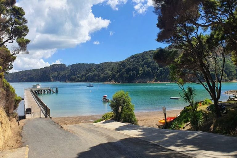 Photo of property in 11 Edith Ridge Road, Kawau Island, 0920