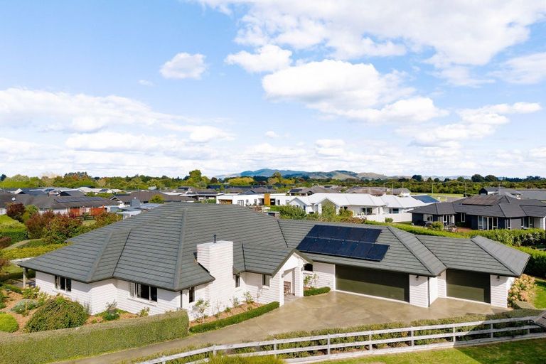 Photo of property in 49 Baxter Michael Crescent, Cambridge, 3434