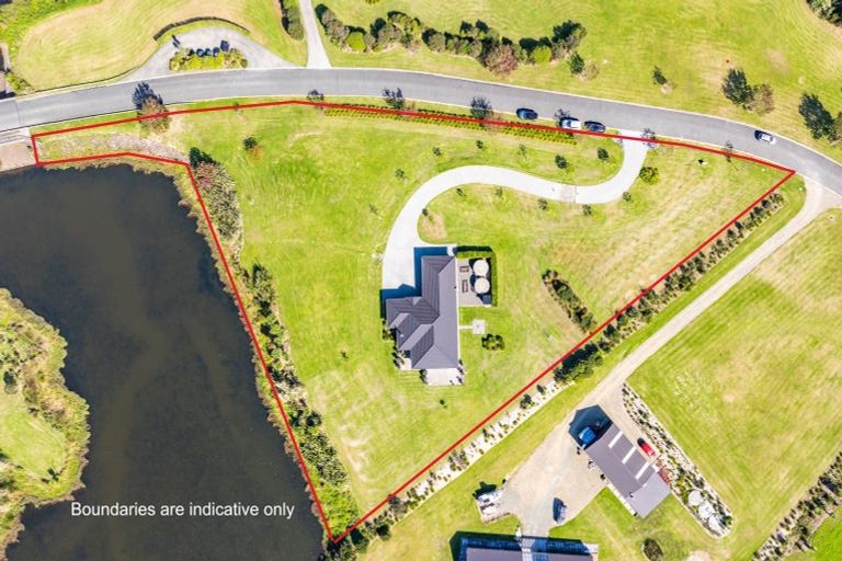 Photo of property in 32 Robert Hastie Drive, Mangawhai, 0573
