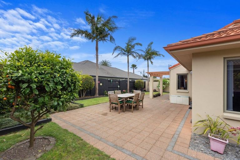 Photo of property in 26 Palm Springs Boulevard, Papamoa Beach, Papamoa, 3118