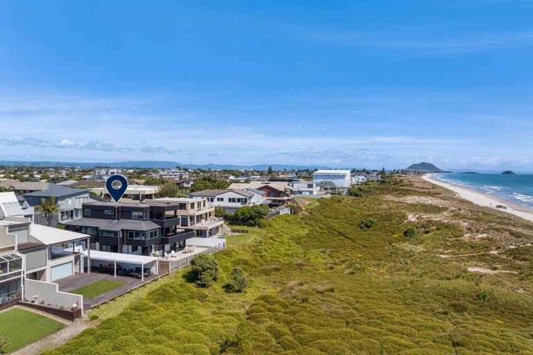 Photo of property in 32a Sunbrae Grove, Mount Maunganui, 3116