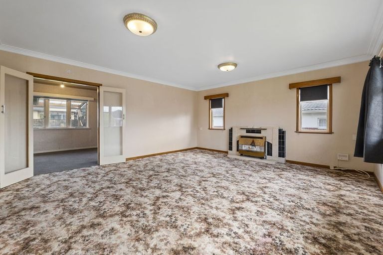 Photo of property in 5 Goodson Place, Hawera, 4610