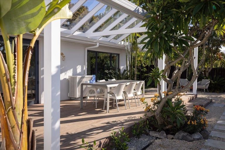 Photo of property in 106 Moffat Road, Bethlehem, Tauranga, 3110