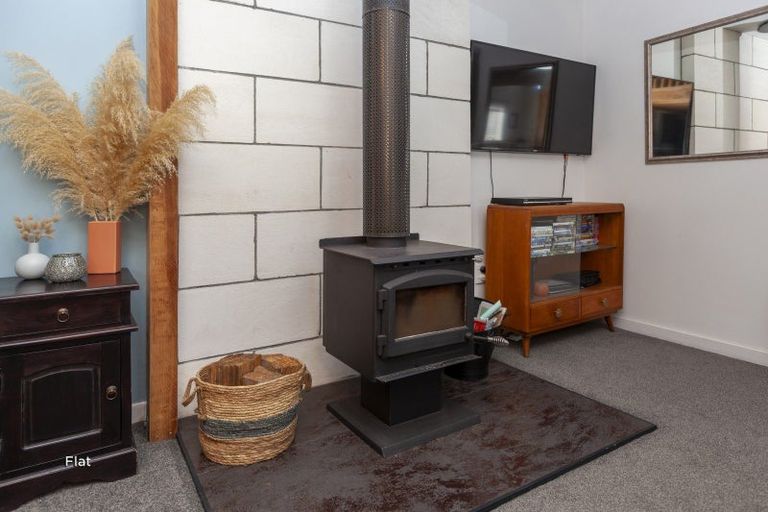 Photo of property in 16 Ruru Road, Otaihanga, Paraparaumu, 5036