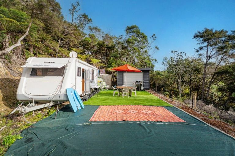 Photo of property in 25 Orchard Road, Hahei, Whitianga, 3591