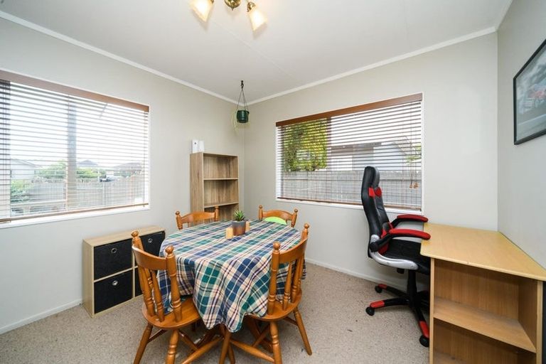 Photo of property in 34 Jupiter Street, Milson, Palmerston North, 4414