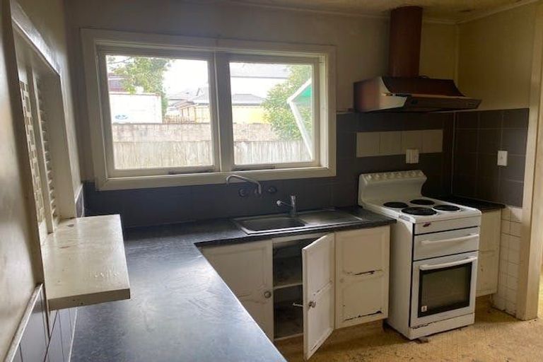 Photo of property in 49a Halver Road, Hillpark, Auckland, 2102