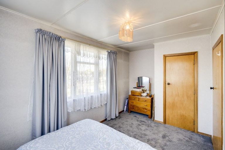 Photo of property in 18 Peterhead Avenue, Flaxmere, Hastings, 4120