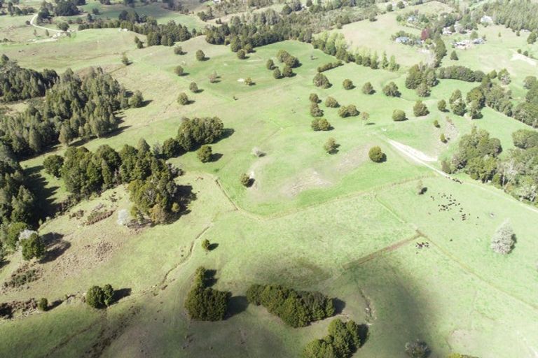 Photo of property in 562b Waimate Road North, Kerikeri, 0293