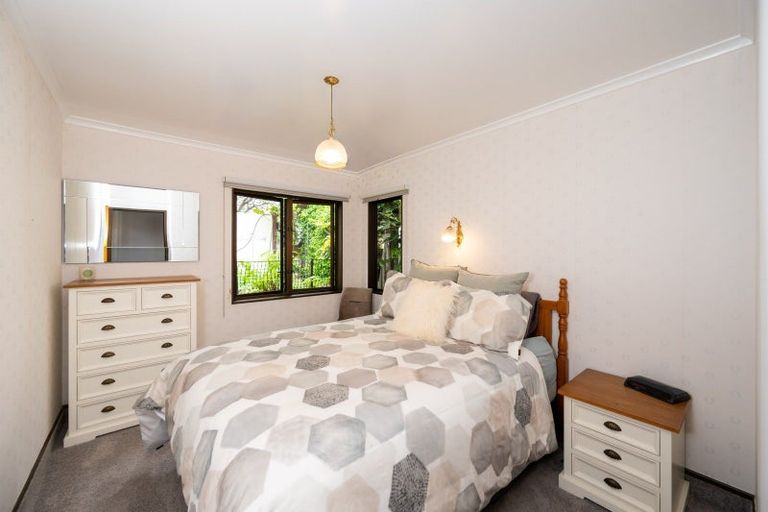 Photo of property in 32 Durham Drive, Havelock North, 4130