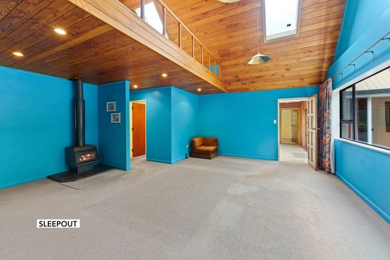 Photo of property in 962 State Highway 1 South, Manakau, Levin, 5573