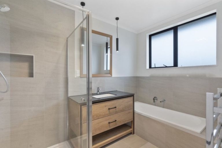 Photo of property in 2 Acorn Lane, Morrinsville, 3300