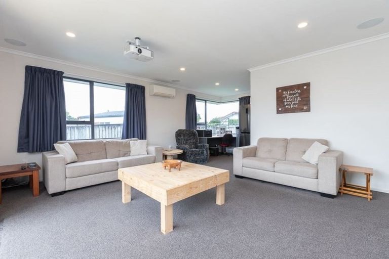 Photo of property in 11 Myrlene Place, Nawton, Hamilton, 3200