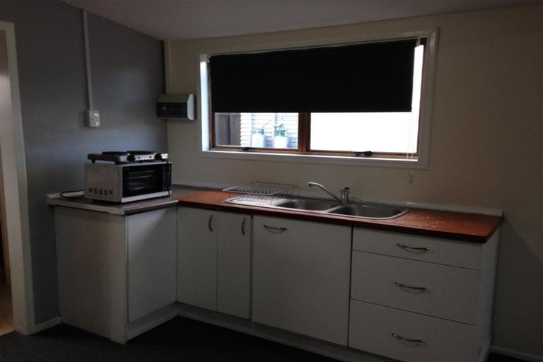 Photo of property in 305 Richardson Road, New Windsor, Auckland, 1041