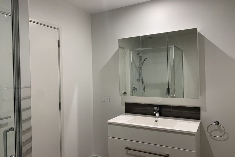 Photo of property in 16 Arvo Lane, Hobsonville, Auckland, 0616