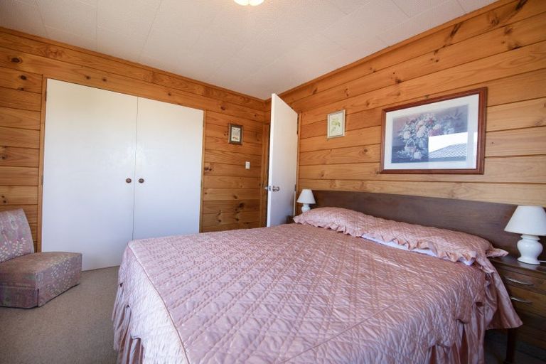 Photo of property in 5 Ted Harpur Place, Onekawa, Napier, 4110