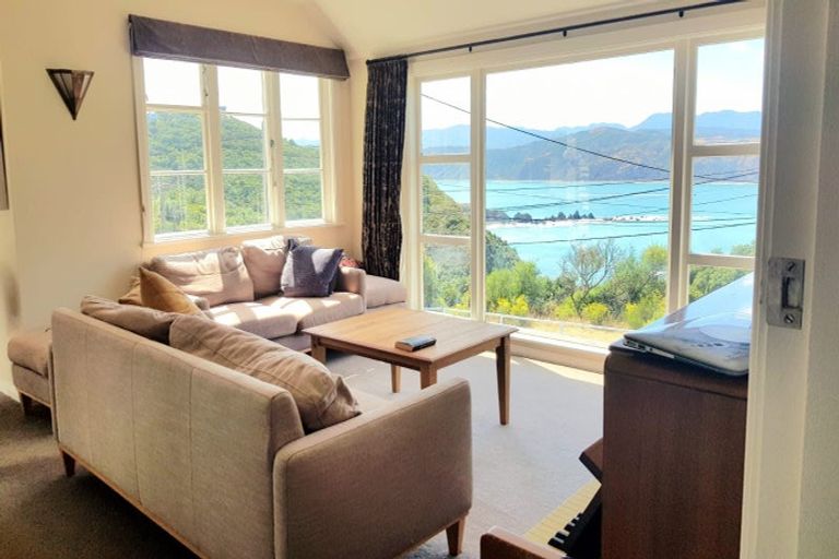 Photo of property in 75 Sidlaw Street, Strathmore Park, Wellington, 6022