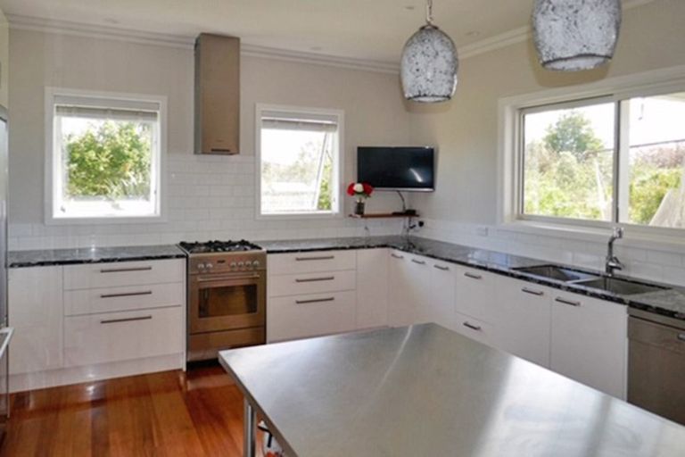 Photo of property in 490 Whitehills Road, Waitoki, Silverdale, 0994