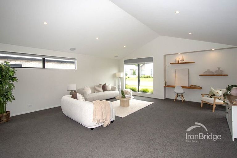 Photo of property in 32 Mills Road, Marshland, Christchurch, 8051