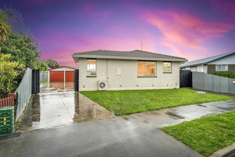 Photo of property in 18 Stacey Place, Woolston, Christchurch, 8062