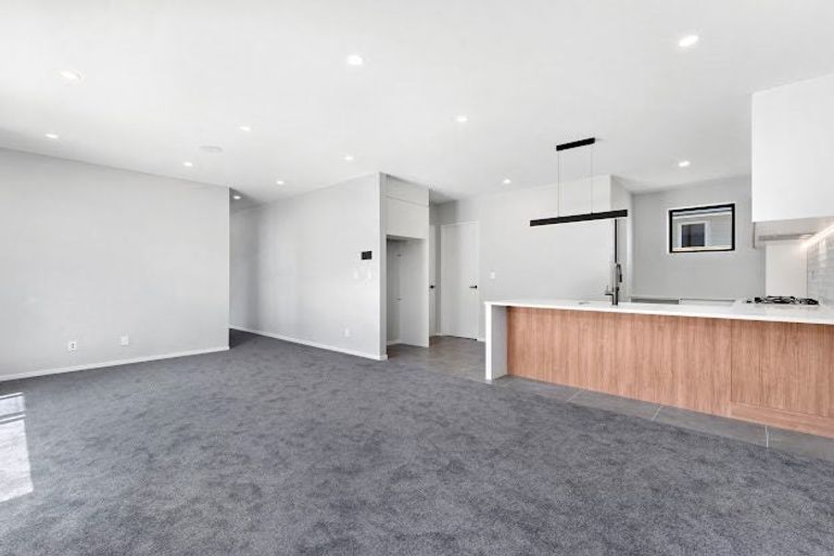 Photo of property in 17 Paihere Street, Huapai, Kumeu, 0810