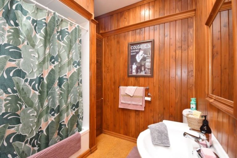 Photo of property in 142 Morton Street, Strathern, Invercargill, 9812