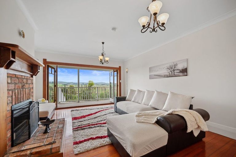 Photo of property in 376 Mangakura Road, Helensville, 0875